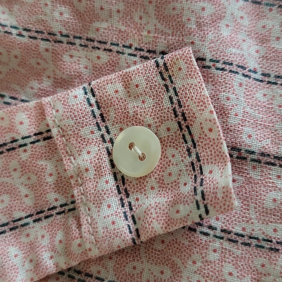 Vintage Hankie Holder - Picture 3 of 5